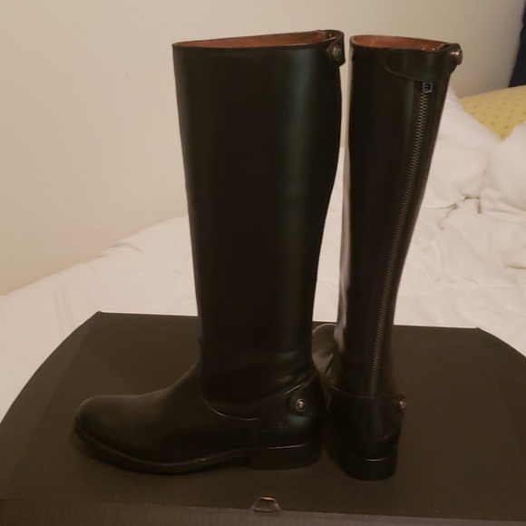 Frye Melissa Button Back Zip Boots - Picture 4 of 8